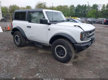  Salvage Ford Bronco