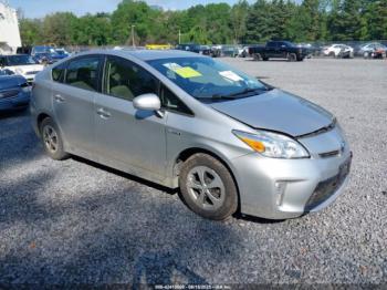  Salvage Toyota Prius