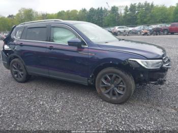 Salvage Volkswagen Tiguan