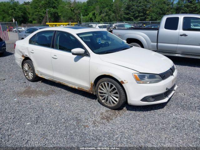  Salvage Volkswagen Jetta
