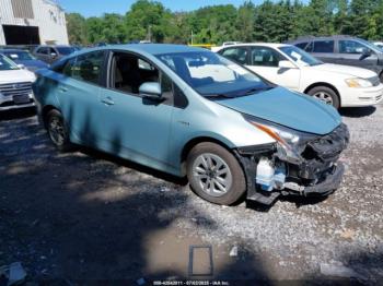  Salvage Toyota Prius