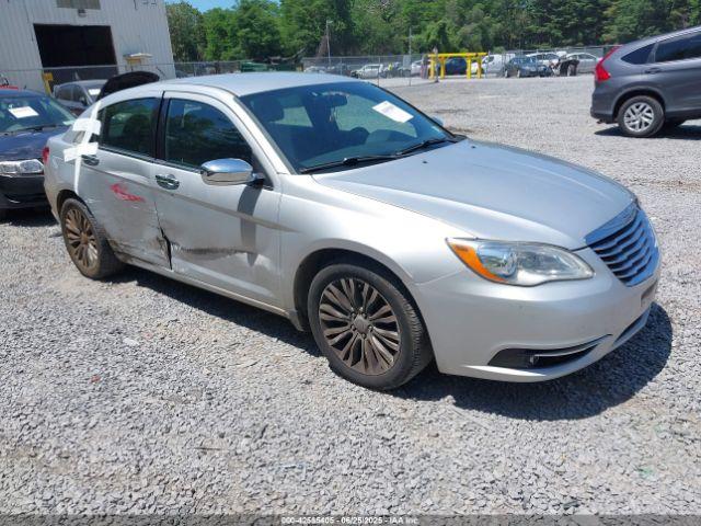  Salvage Chrysler 200