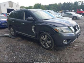  Salvage Nissan Pathfinder