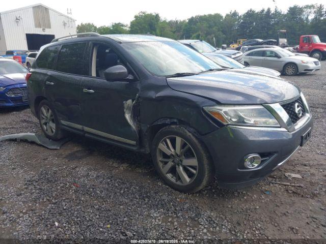  Salvage Nissan Pathfinder