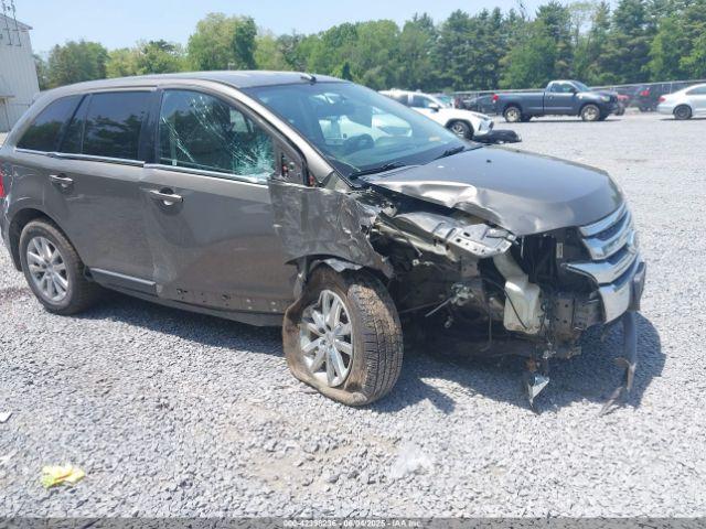  Salvage Ford Edge