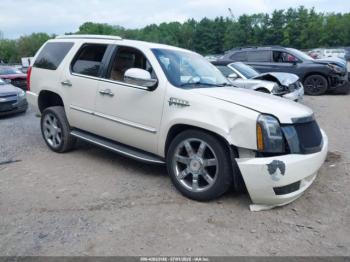  Salvage Cadillac Escalade