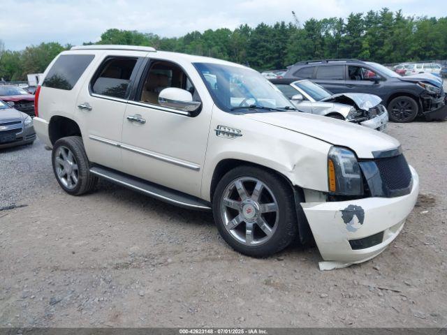  Salvage Cadillac Escalade