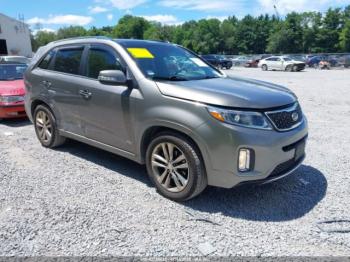  Salvage Kia Sorento