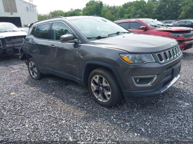  Salvage Jeep Compass