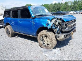  Salvage Ford Bronco