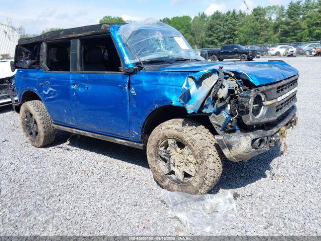  Salvage Ford Bronco