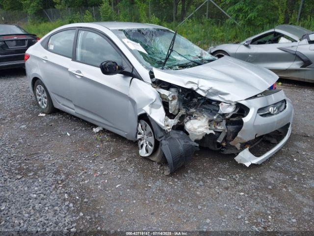  Salvage Hyundai ACCENT