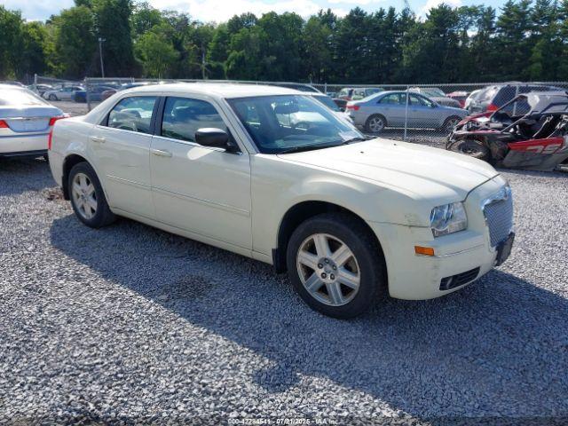  Salvage Chrysler 300