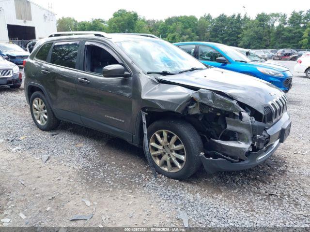  Salvage Jeep Cherokee