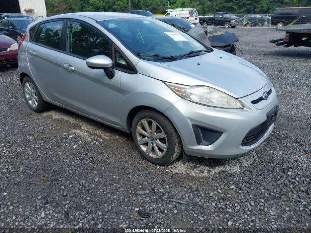  Salvage Ford Fiesta