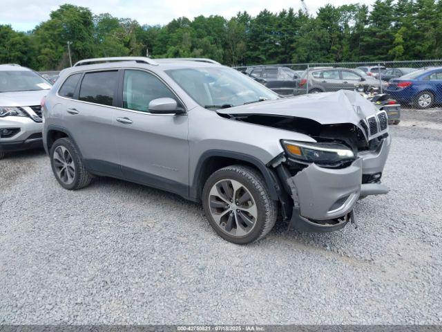  Salvage Jeep Cherokee