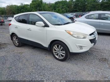  Salvage Hyundai TUCSON