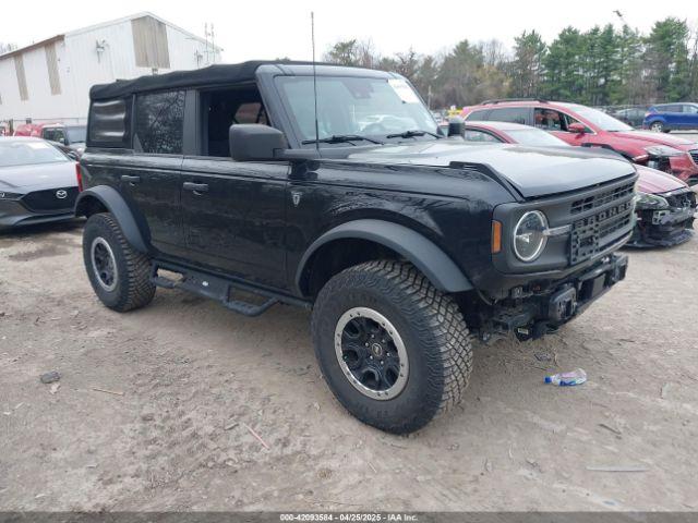  Salvage Ford Bronco