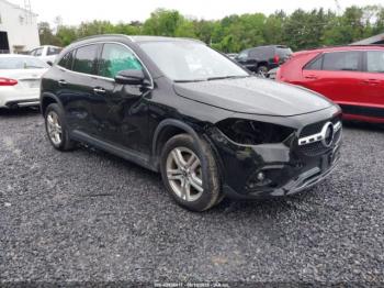  Salvage Mercedes-Benz GLA