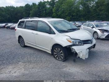  Salvage Toyota Sienna