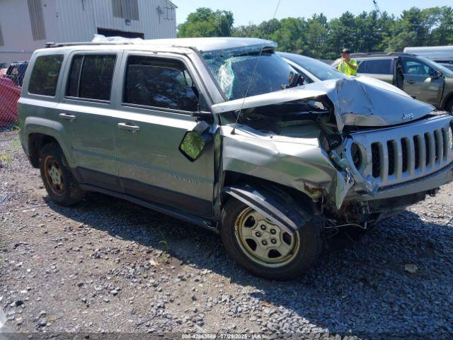  Salvage Jeep Patriot