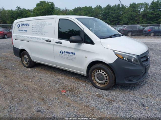  Salvage Mercedes-Benz Metris