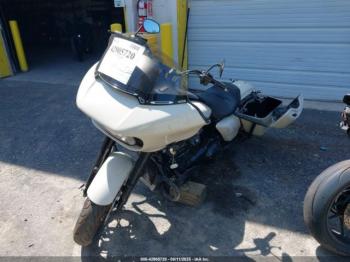  Salvage Harley-Davidson Fltrxst