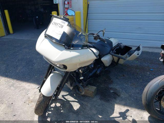  Salvage Harley-Davidson Fltrxst