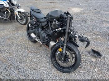  Salvage Yamaha Mtn690