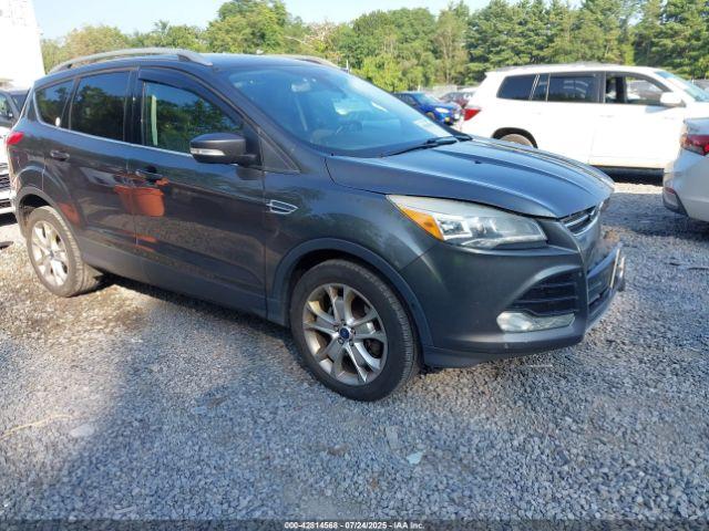  Salvage Ford Escape