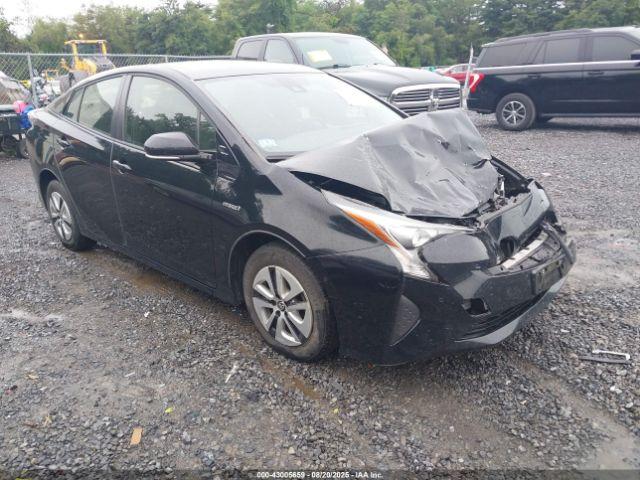  Salvage Toyota Prius