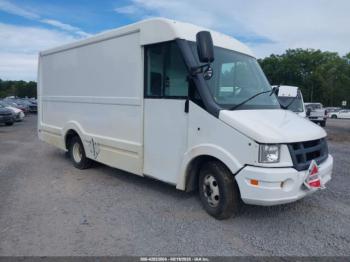  Salvage Isuzu Npr