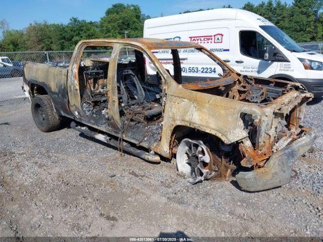  Salvage GMC Sierra 1500