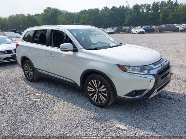  Salvage Mitsubishi Outlander