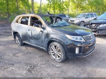  Salvage Kia Sorento
