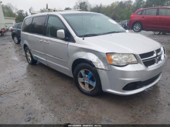  Salvage Dodge Grand Caravan