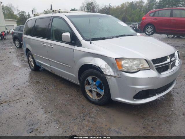  Salvage Dodge Grand Caravan