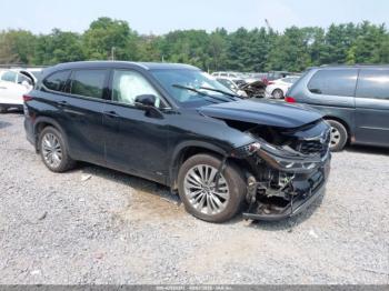  Salvage Toyota Highlander
