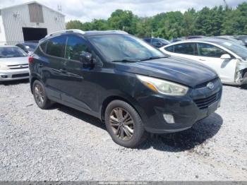  Salvage Hyundai TUCSON