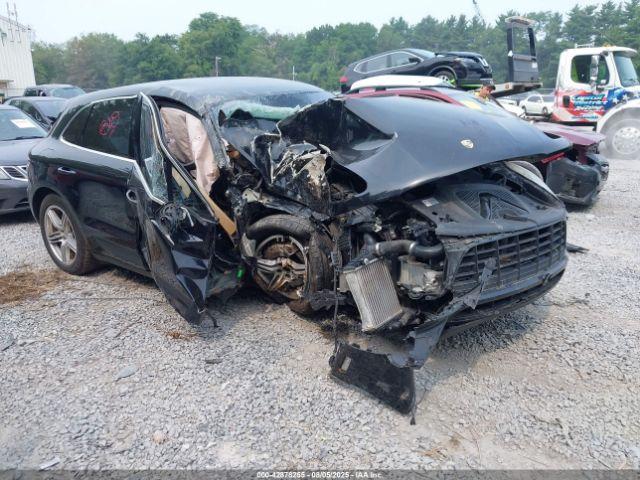  Salvage Porsche Macan