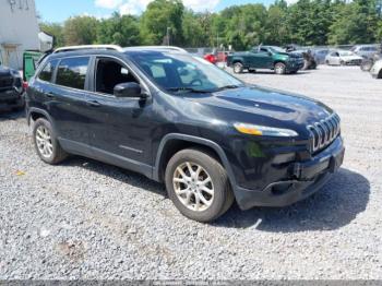  Salvage Jeep Cherokee