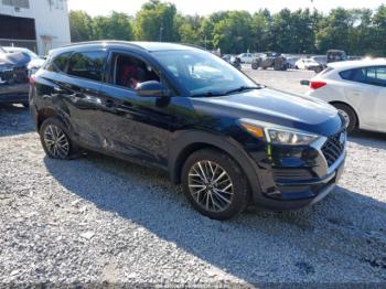  Salvage Hyundai TUCSON