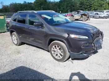  Salvage Jeep Cherokee