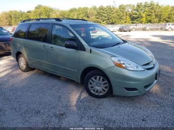  Salvage Toyota Sienna
