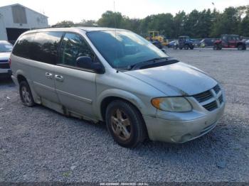  Salvage Dodge Grand Caravan