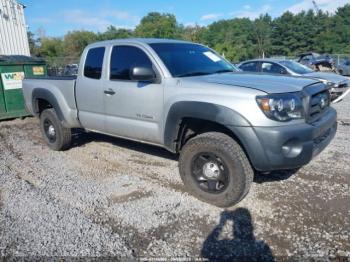  Salvage Toyota Tacoma