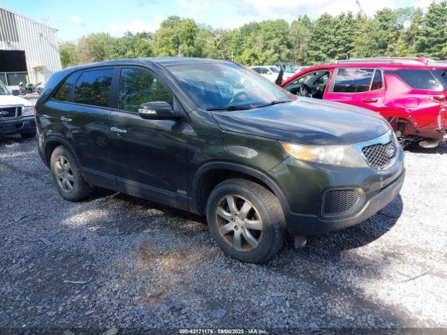  Salvage Kia Sorento
