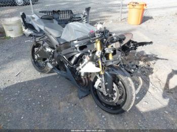  Salvage Suzuki Gsx-r750