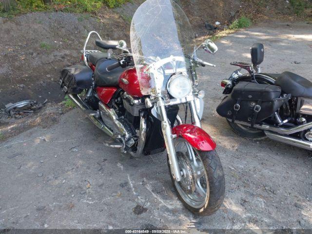  Salvage Triumph Motorcycle Thunderbird