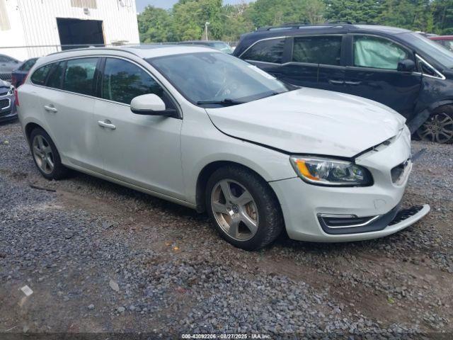  Salvage Volvo V60